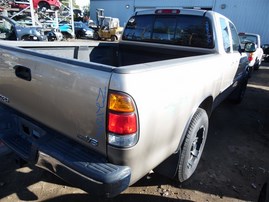 2004 TOYOTA TUNDRA EXTENDED CAB SR5 GOLD 4.7 AT 2WD Z21396